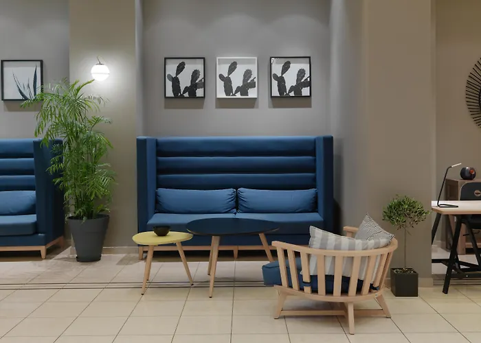 Hotel Avra By Smile Hotels - Free Airport Shuttle