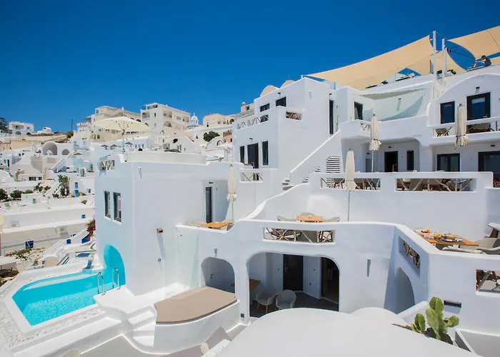 Chic Hotel Santorini