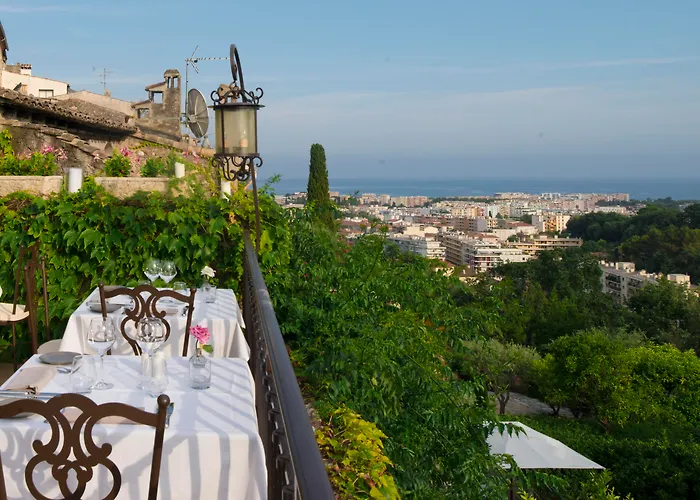 Chateau Le Cagnard Cagnes-sur-Mer