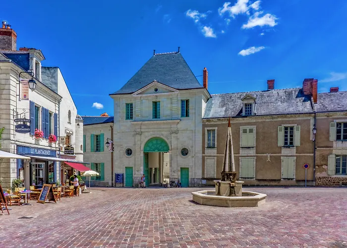 Logis Hotel La Croix Blanche Fontevraud