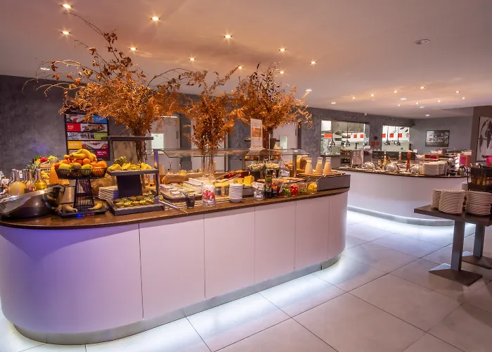 Kyriad Prestige Lyon Est - Saint Priest Eurexpo Hotel&SPA