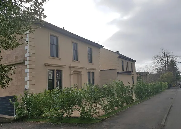 Crosshill House