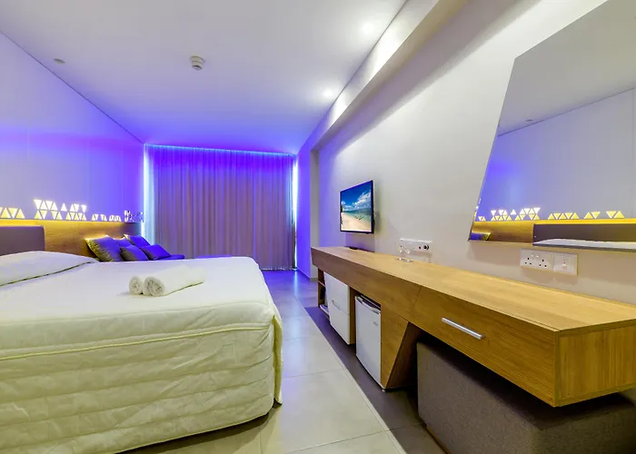 Seasons Hotel (Adults Only) Agia Napa