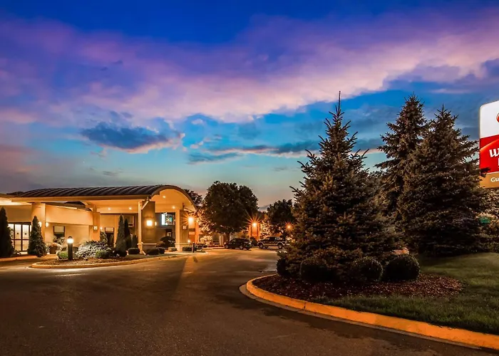 Best Western Plus Guildwood Inn