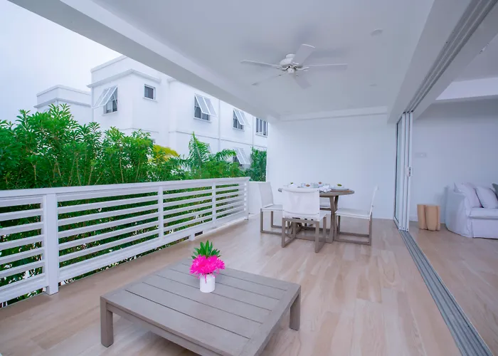 Mullins Grove Aparthotel