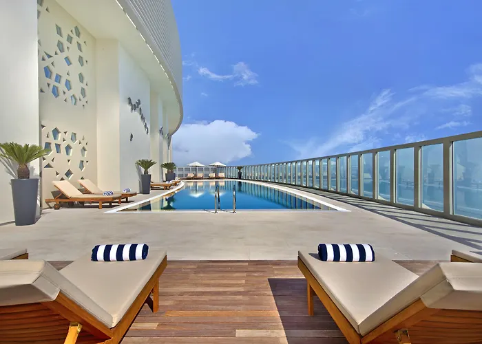 The Curve Hotel
