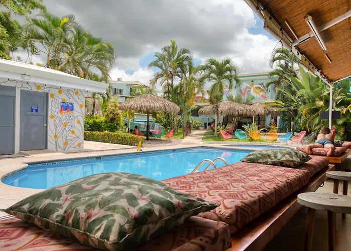 Viajero La Fortuna Hostel