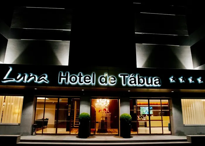 Luna Hotel de Tábua