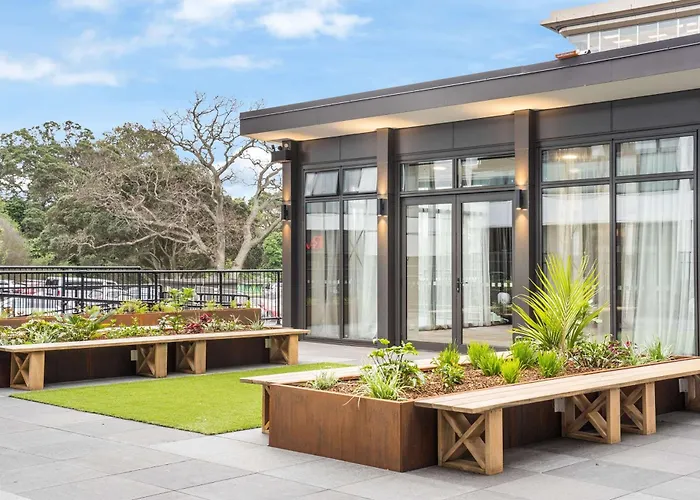 Ramada By Wyndham Newmarket Auckland