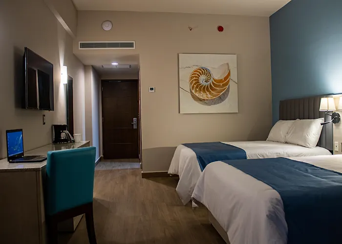 Varali Grand Hotel