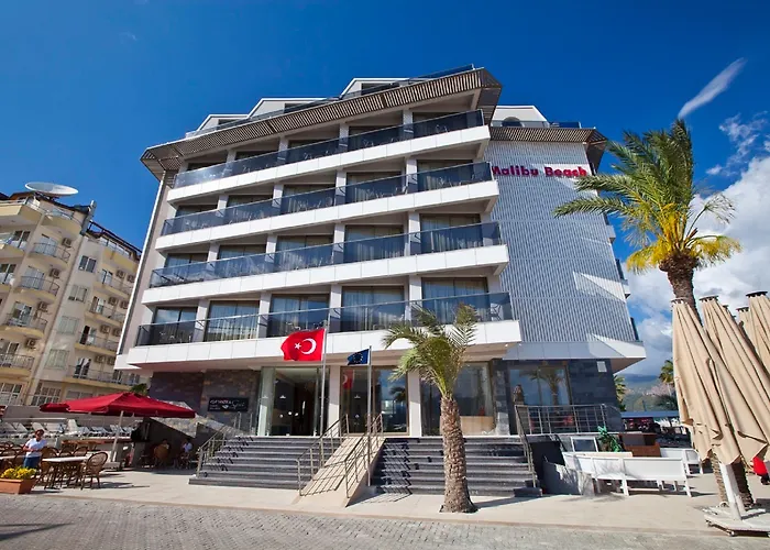 Aurasia Beach Hotel