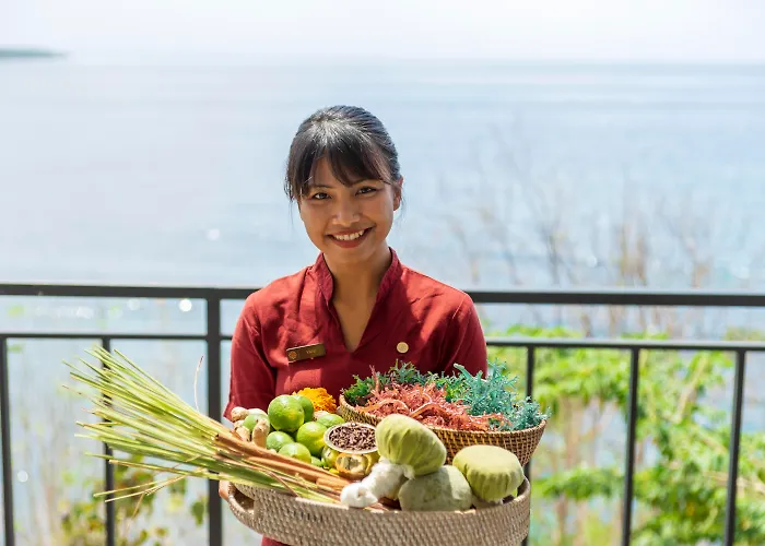 Adiwana Warnakali Resort Toyapakeh