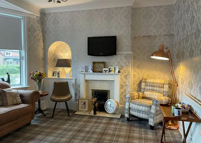 Gowanlea Guest House Balloch
