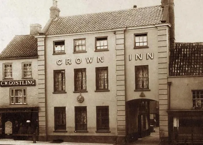 The Crown Fakenham