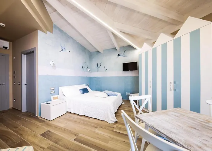Vicolo Malavolta 7 Rooms&Suites Pedaso