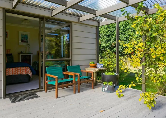 Lupin Lodge Bed & Breakfast