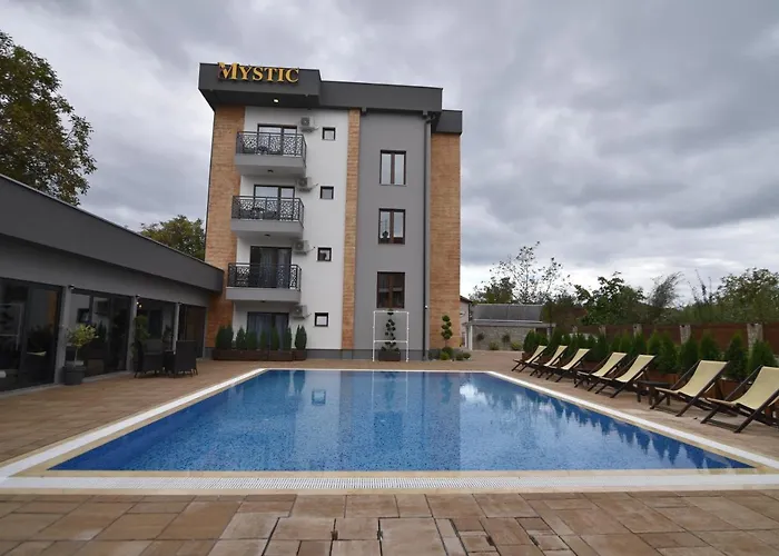 Villa Mystic