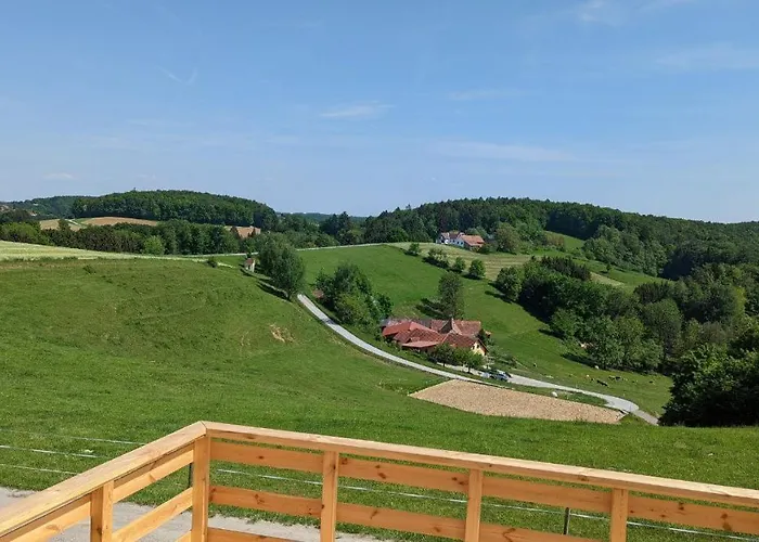 Ursteirerhof - Familie Kerschbaumer