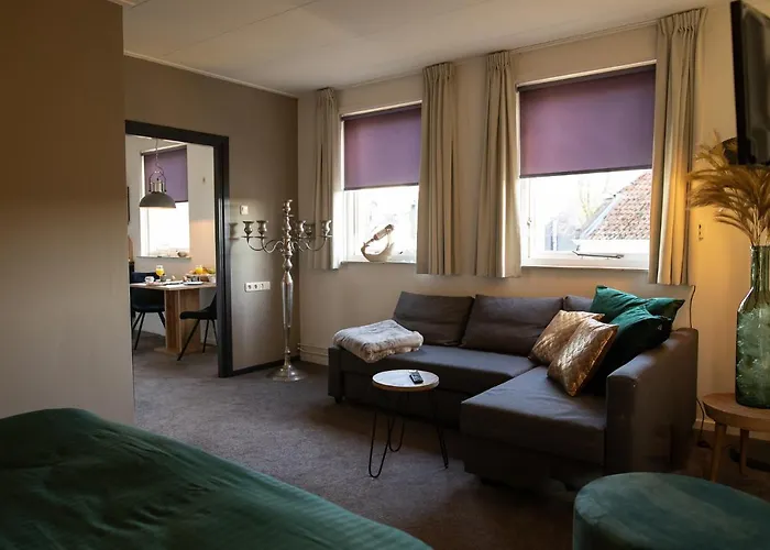 Yep! Slapen bij de Sluis Bed and Breakfast Blokzijl