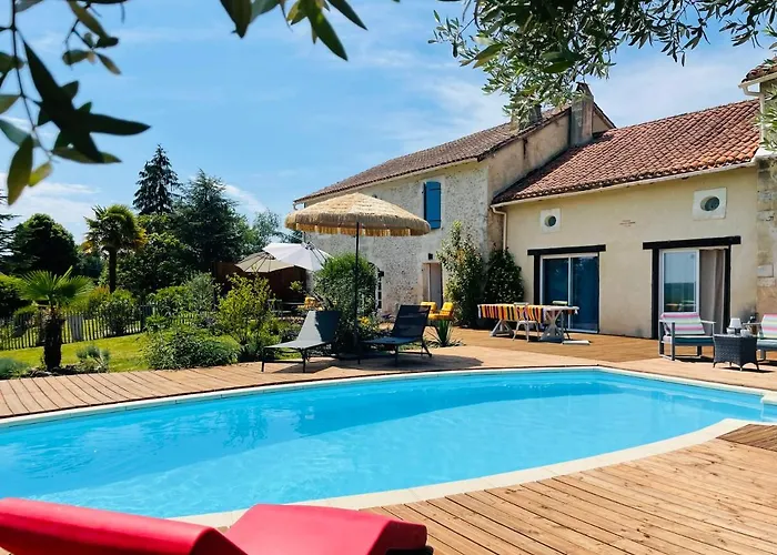 Le Petit Caviste - Chambres D'hôtes&Suites