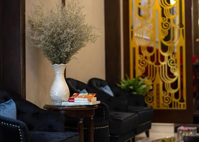 Flora Centre Hotel & Spa