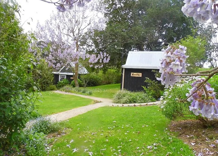 Warm Earth Cottages