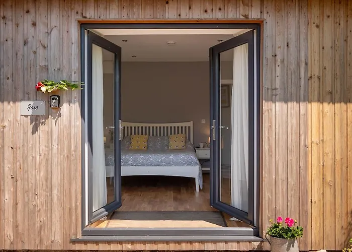 Rossendale Holiday Cottages & Spa