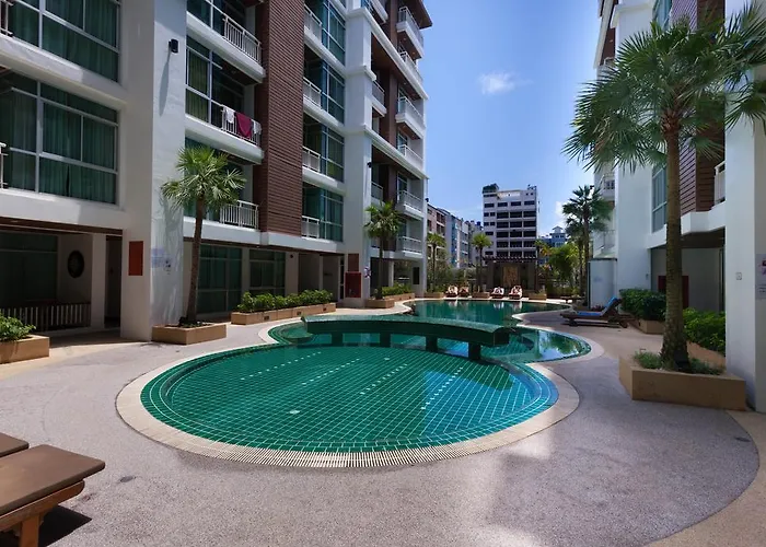 Icheck Inn Residences Patong
