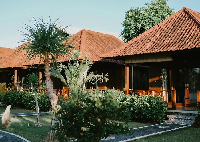 Dini D'Nusa Lembongan