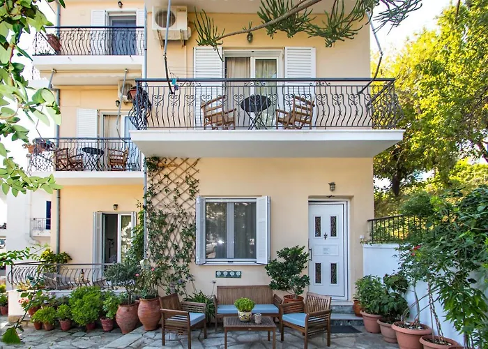 Annis House