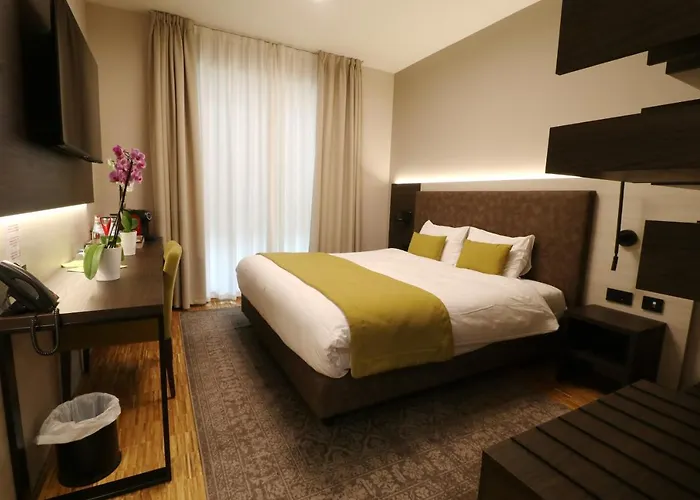 Threeland Hotel