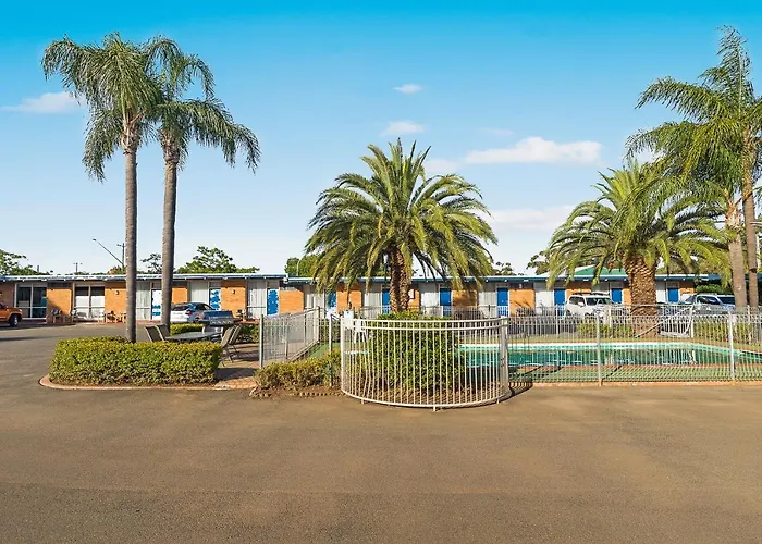 Plainsman Motel