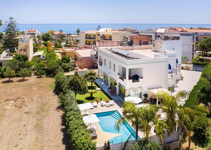 Marricriu Beb Rooms And Pool Avola