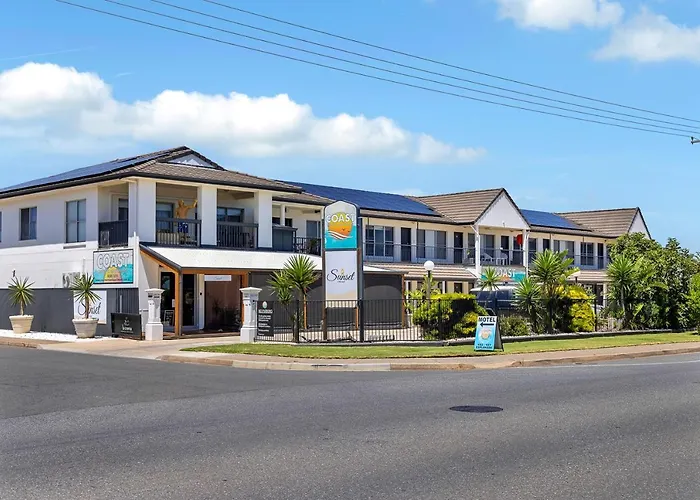 Coast Motel And Apartments