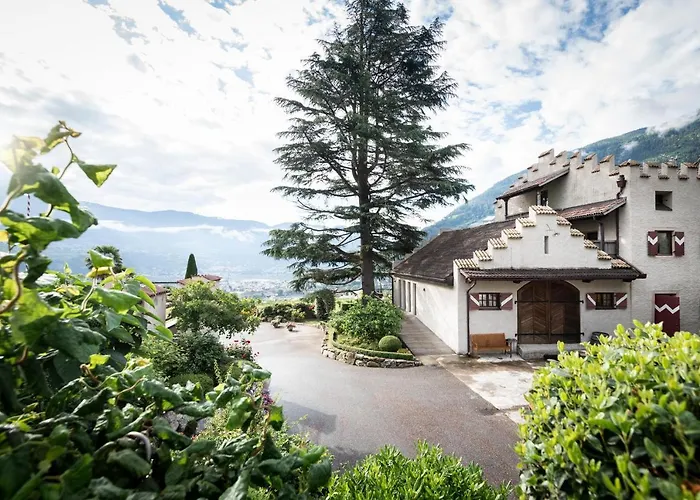 Schloss Plars Wine & Suites Lagundo