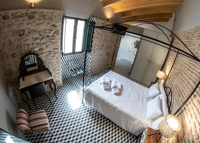 Hotel La Casa de Carlota Montánchez