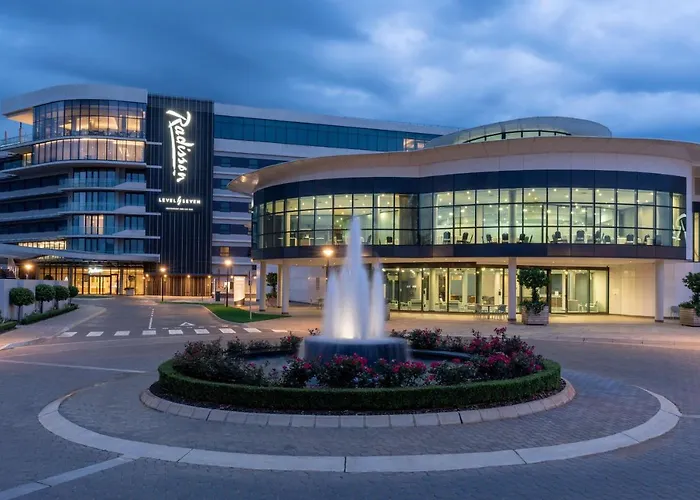 Radisson Hotel And Convention Centre Or Tambo Airport