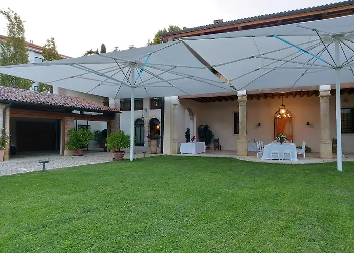 Villa Valmarana De Toni-Dimora Storica Creazzo