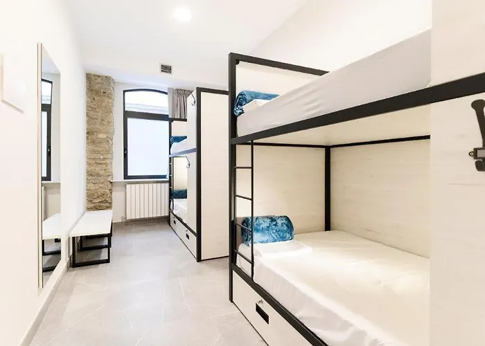 Logune Rooms