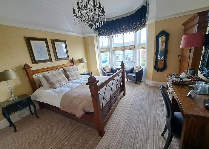 The Ambassador Townhouse Hotel Southport