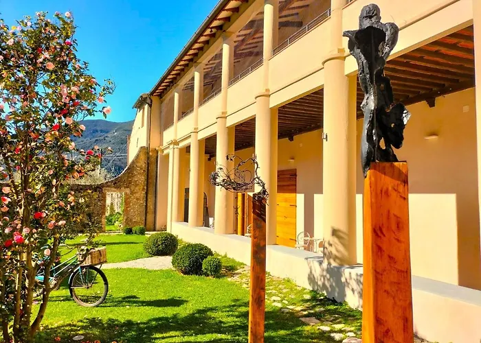 Badia Giulia Prestigious Historical B&B, Camaiore - Adults Only - No Pets