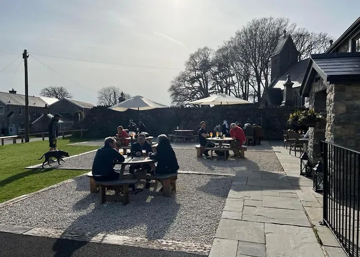The White Lion Cowbridge