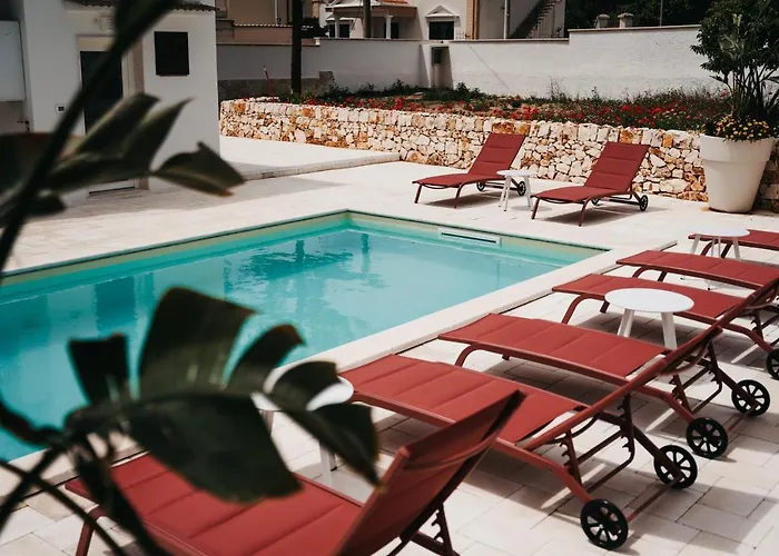 Le Canne Pool And Relax Pulsano