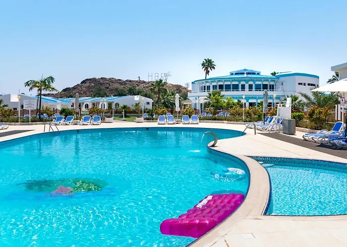 Holiday Beach Resort