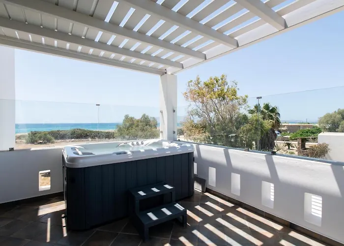 Sea Lilies Suites Pláka