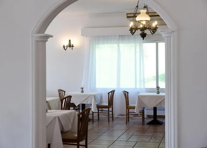 Rebecca'S Village Corfu Hotel