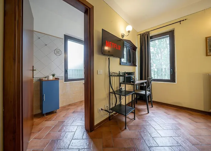 Casello A1, Modena sud - Villa Aurora Charming Rooms