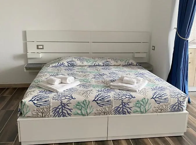 Manfredi Sea Room Vieste
