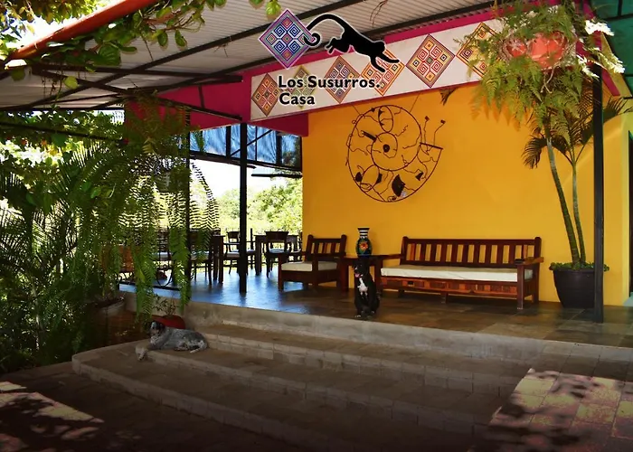 Los Susurros. Casa Palenque