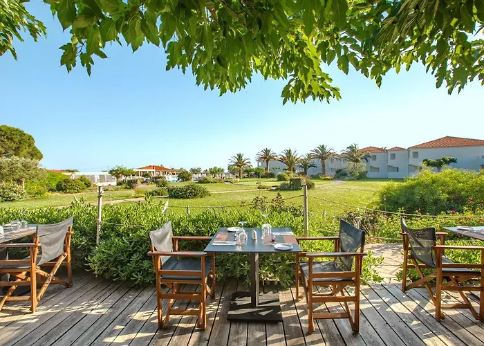 Aeolian Village Beach Resort Skala Eresou